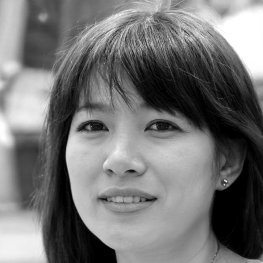 Dott.ssa Elena Marchetti, specialista in dinamiche familiari